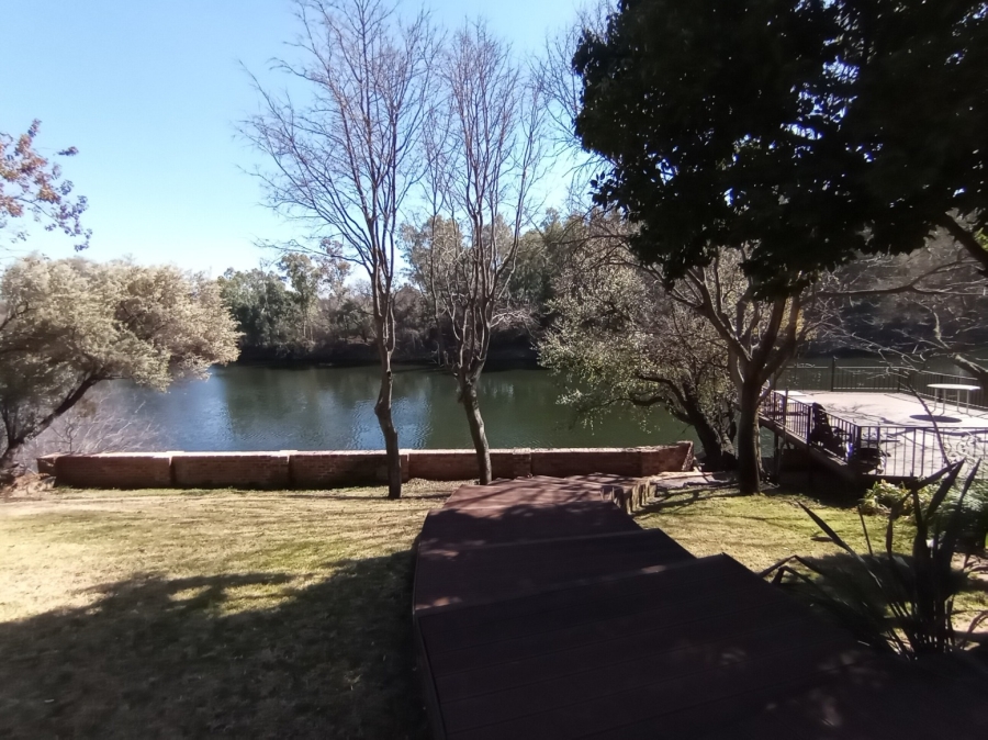 4 Bedroom Property for Sale in Vaal de Grace Nature Estate Free State